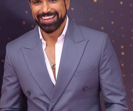 Rithvik Dhanjani cherishes friendship, shares heartfelt note on holding on to special bonds