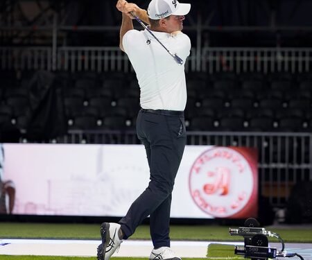 Glover and Hodges lead all American show at TPC Deere Run