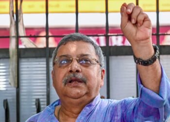 Kalyan Banerjee suspended from LS after complaint by NCPI MPs; House adjourned for day
