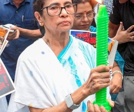 Calcutta HC gives conditional nod to Mamata Banerjee’s rally