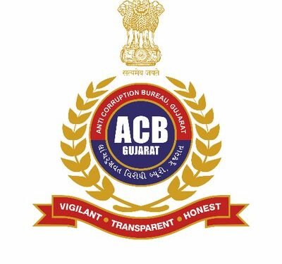 Guj cop booked for allegedly taking Rs 40,000 bribe, escaping during ACB trap