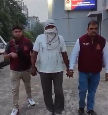 Delhi Crime Branch arrests two life convicts, one wanted in Mumbai killing