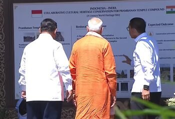 PM Modi offers prayers at Prambanan Temple, inaugurates restoration project with Indonesian Prez