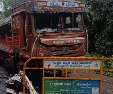 Six friends killed, 4 critical in head-on cruiser-truck collision in Karnataka’s Karwar