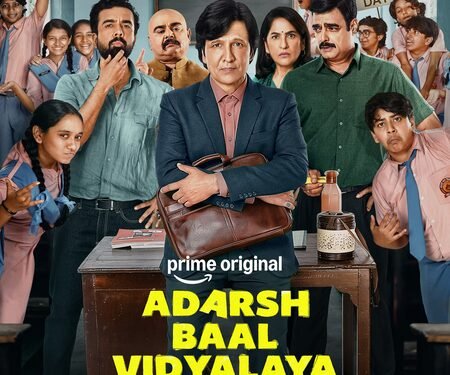 Kay Kay Menon embarks on an unexpected journey of change as a laid-back headmaster in ‘Adarsh Baal Vidyalaya’