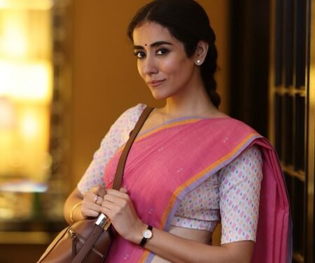 Jonita Gandhi pens note of gratitude to ‘Idhayam Murali’ unit for trusting her with the character of ‘Geetha Miss’