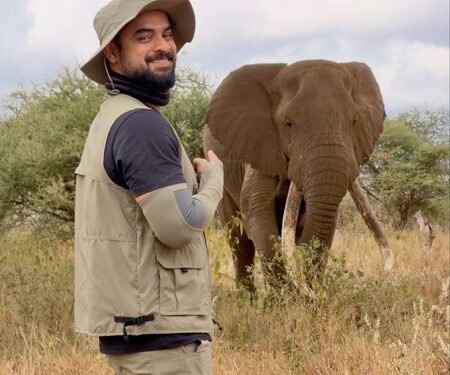 Tovino Thomas witnesses lion rescue operation live in Kenya; showers praise on wildlife authorities!
