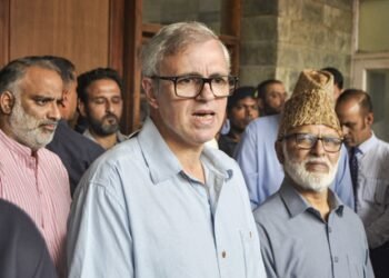 NC leaders reach Delhi ahead of statehood protest