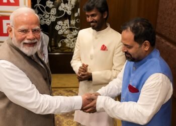 PM Modi’s informal interaction with ‘Panchayat’ actors part of ‘next level’ connect with people