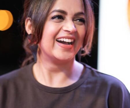 Actress Bhavana clarifies that she does not have a Facebook account!