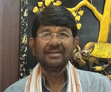 MP govt withdraws Animal Husbandry portfolio from Minister Lakhan Patel (Lead)