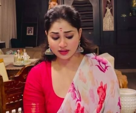 Shivani Narayanan pays tribute to S Janaki by singing her popular tracks