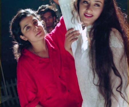 Farah Khan shares blast from the past of choreographing Manisha Koirala for ‘1942: A Love Story’