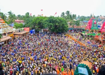 Gujarat: Ahmedabad Police reunite 64 missing children with families during Rath Yatra