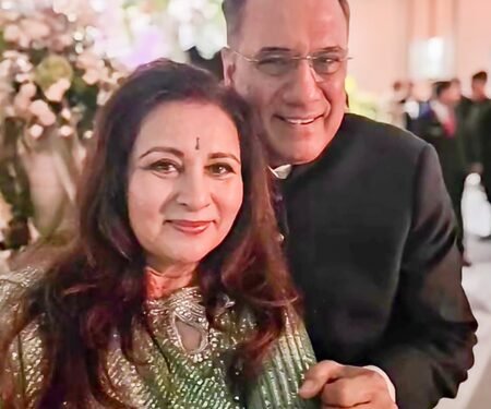 Boman Irani sings ‘Noorie’ for Poonam Dhillon, actress says ‘nobody like him’
