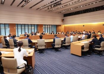 Indian envoy meets Japanese parliamentarians, discusses deepening bilateral ties