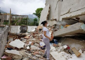 Venezuela quake death toll rises to 5,069