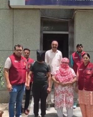 Delhi Crime Branch arrests two proclaimed offenders absconding since 2018 in murder, dowry death case