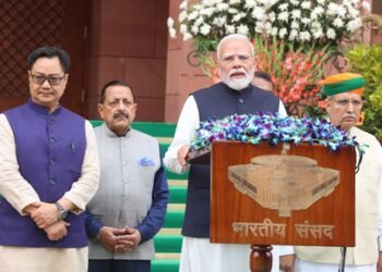 Parliament has experienced MPs, nation needs their knowledge, says PM Modi