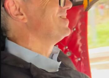 Omar Abdullah takes auto-rickshaw in Delhi to reach NC’s statehood protest venue