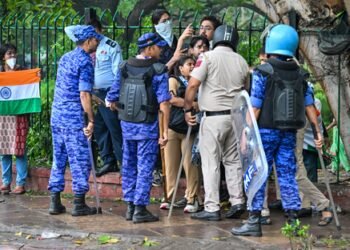 Delhi Police denies stone-pelting claims amid Jantar Mantar protest, says social media videos ‘false, misleading’