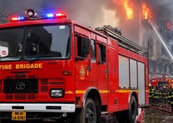 Three of family killed as fire breaks out at South Delhi building
