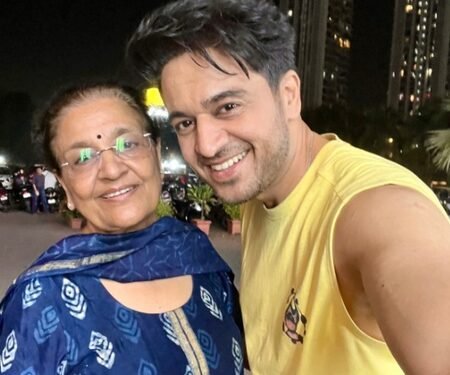 Gaurav Khanna pens note for mother: It’s your never changing love that I think of when I’m feeling down