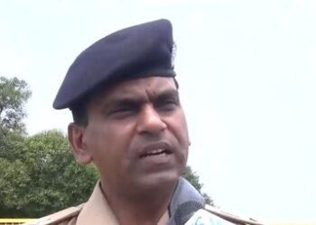 ‘Anti-social elements’ resorted to stone pelting and vandalism, say injured police personnel
