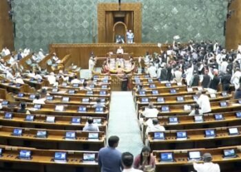 LS adjourned a minute after reconvening despite Speaker’s assurance to discuss Oppn issues
