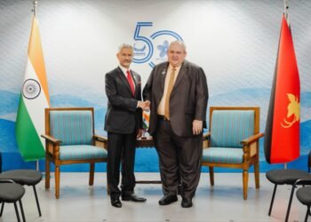 EAM Jaishankar holds bilateral talks with Foreign Ministers of PNG, Brunei