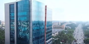 Rekha Jhunjhunwala transfers Star Health shares to promoter LLP in succession-linked move; stock slips (Lead)