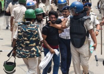 Bihar: 694 detained during student protests; 91 police injured