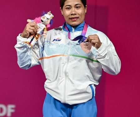 PM Modi, Sports Min Mandaviya lauds weightlifters for CWG success