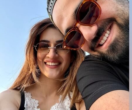Kriti Sanon’s rumoured boyfriend Kabir Bahia wishes ‘Happy K Day’ as actress turns 36