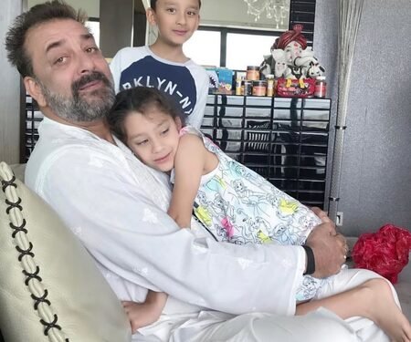 Sanjay Dutt’s twins thank their ‘best dad’ for his unwavering support & love on 67th birthday