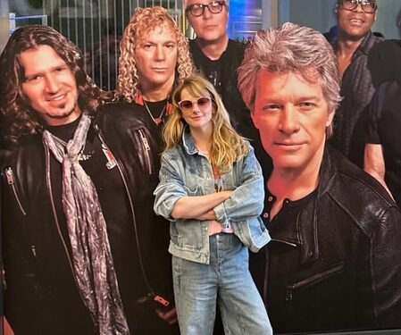 Melissa Rauch calls Bon Jovi show a ‘dream’ as Bruce Springsteen joins rock legend on stage