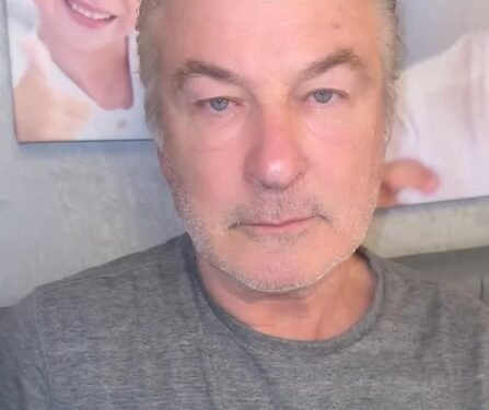 Alec Baldwin’s wife says she ‘miscounts’ her 7 kids