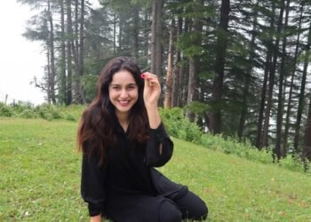 Sadia Khateeb embraces her Kashmiri roots, says returning home feels like reconnecting with herself