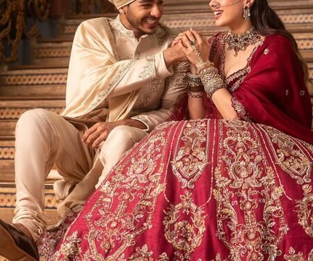 Ishaan Khatter reunites with Janhvi Kapoor, says ‘some reunions feel like no time has passed’
