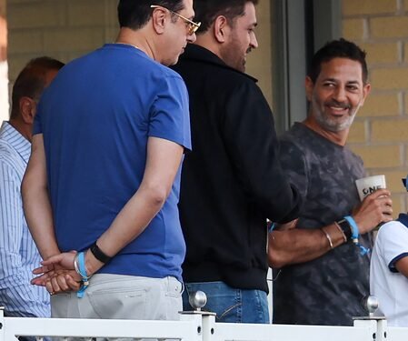 3rd ODI: MS Dhoni, bollywood stars and cricket legends grace India-England series decider