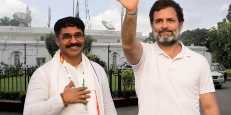 Congress will stand with Rahul Gandhi to protect democracy: Padmaraj Poojary