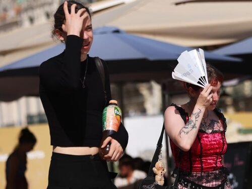 US heat wave kills dozens during 250th anniversary weekend