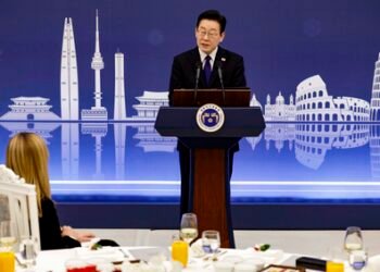 South Korean President Lee’s disapproval rating tops approval rating for first time since inauguration: poll