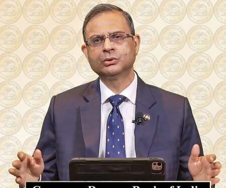 RBI in wait and watch mode on recalibration of policy rate, show MPC minutes