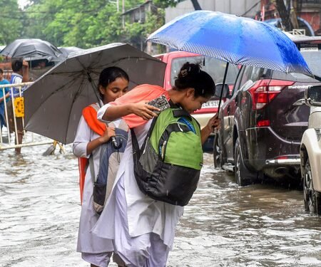 Met office predicts heavy rain in south Bengal till Tuesday