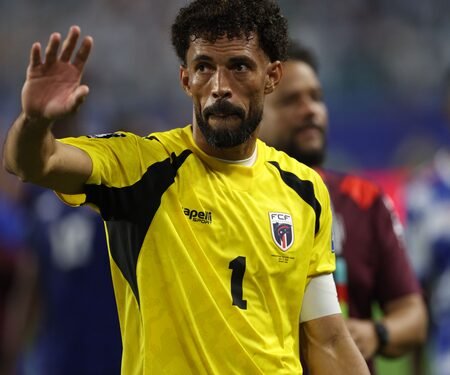 Chile FA grants shirt name exemption to Vozinha after Colo Colo move