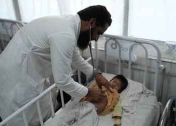 Malnutrition on rise in Afghanistan, Pakistan returnees increasing pressure: NGO