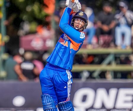 ‘We need players like him to play all formats’: Dravid on Sooryavanshi