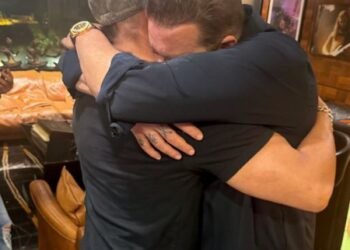 Salman Khan’s post for his ‘bada bhai’ Sanjay Dutt leaves netizens scratching their heads