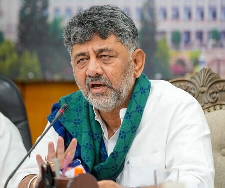K’taka: Cabinet expansion triggers fresh dissent in Congress, Shivakumar appeals for patience